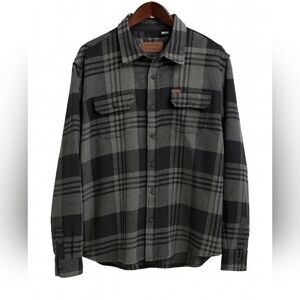 Orvis Men’s Plaid Flannel Shirt
Size: XL